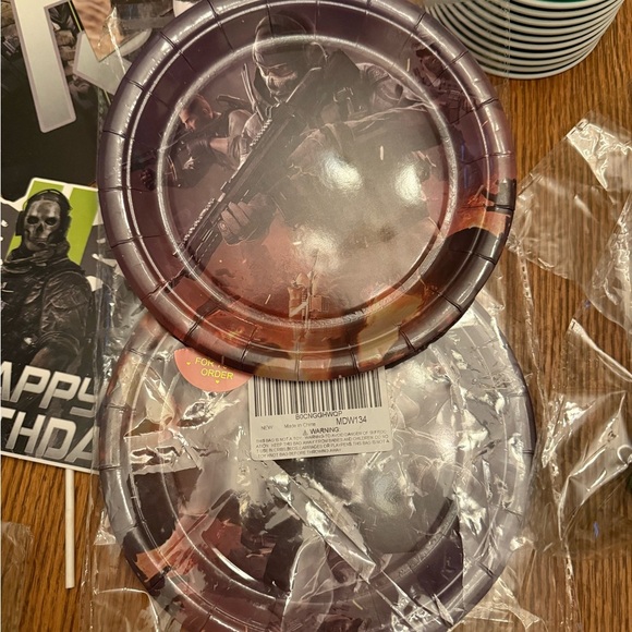 Call of Duty 104 Piece Military Themed Happy Birthday Decorations - Picture 12 of 16